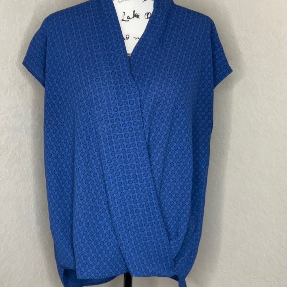 726 - Pleione NWOT Blue Women's Wrap Top, Size Large
